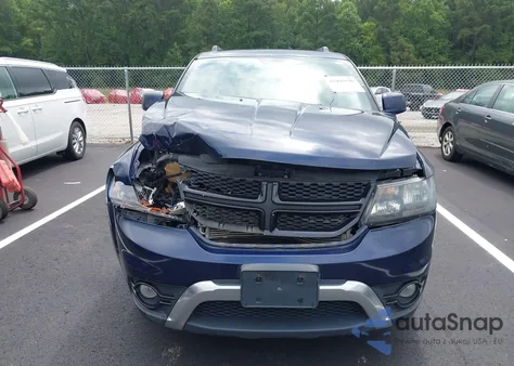 2017 Dodge Journey Crossroad Plus Awd z USA, uszkodzony, nr VIN 3C4PDDGG2HT513827